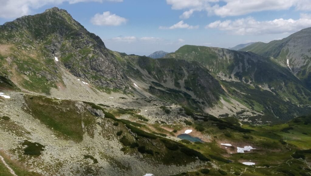 žiarske sedlo výhľad na Ostrý Roháč